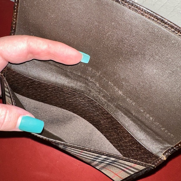 Burberry Wallet - Picture 4 of 6
